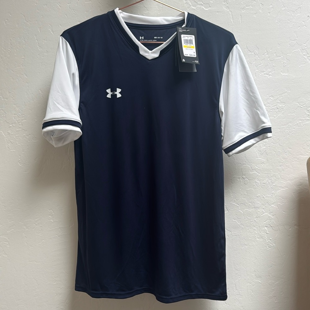 Men’s under armour fitted blue white short sleeve heat gear soccer jersey M